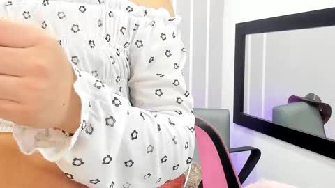 Andrea online show from 01.25.25