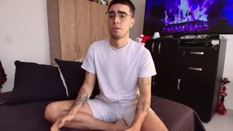 Snapshot of andy_shaaw chatting on 01.07.26 Andres online show from 01.07.26