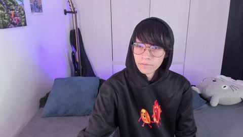 Snapshot of andy_twiink chatting on 12.19.24 twx Andy twink3 online show from 12.19.24