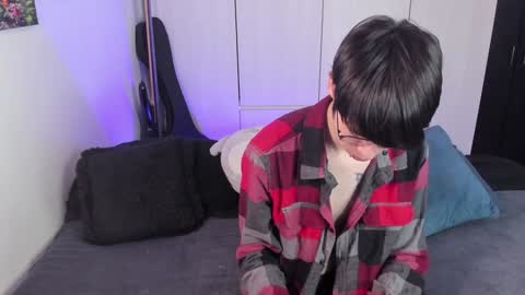 Snapshot of andy_twiink chatting on 01.10.25 twx Andy twink3 online show from 01.10.25