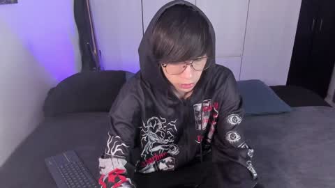 Snapshot of andy_twiink chatting on 01.24.25 twx Andy twink3 online show from 01.24.25