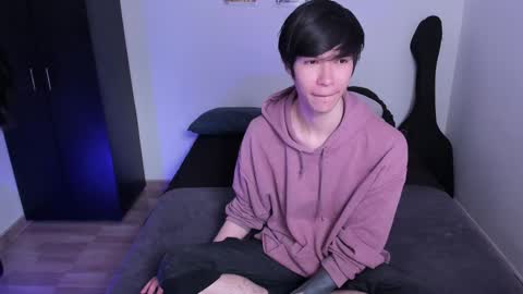 Snapshot of andy_twiink chatting on 02.13.25 twx Andy twink3 online show from 02.13.25