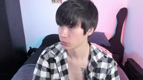 Snapshot of andy_twiink chatting on 11.15.25 twx Andy twink3 online show from 11.15.25