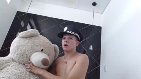 andyfame11 online show from 09.30.25