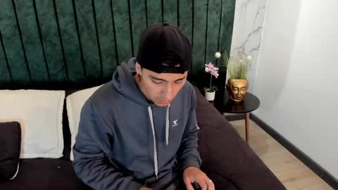 Andy Joy  online show from 02.17.25