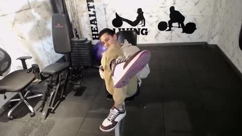 Andy Joy  online show from 02.26.25