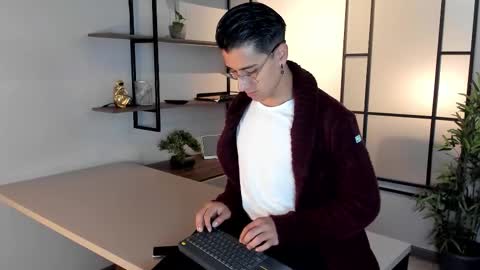 Andy Joy  online show from 09.09.25