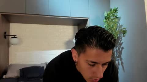 Andy Joy  online show from 09.11.25