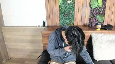 Andy Joy  online show from 04.15.26