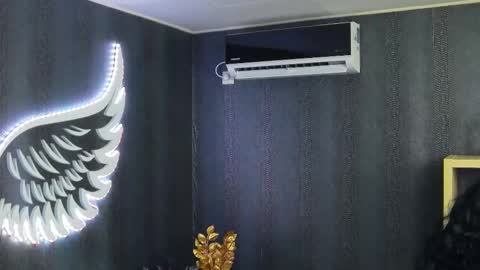 Snapshot of anemariejolie chatting on 02.18.25 Anne online show from 02.18.25