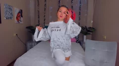 Snapshot of anfisalorns chatting on 02.18.25 Anfisa online show from 02.18.25