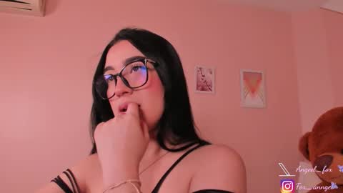 Angel  online show from 11.19.25