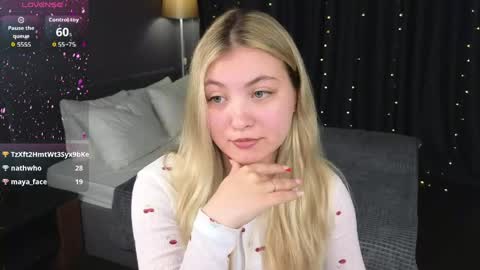Snapshot of angel__grace chatting on 05.15.26 Grace online show from 05.15.26