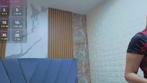 Snapshot of angel__red_ chatting on 09.09.25 angel__red_ online show from 09.09.25