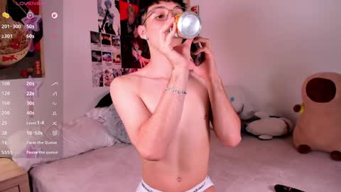 Angel   help me with 100 thumbs up online show from 04.10.26