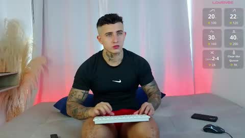 angel_boy01 online show from 01.15.26