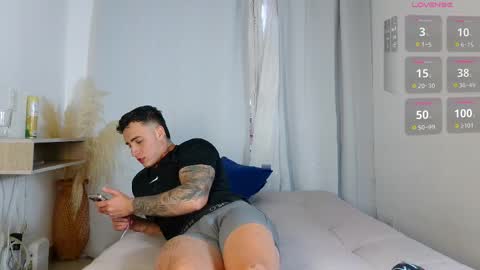 angel_boy01 online show from 04.02.26