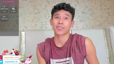 Snapshot of angel_esteban_fx chatting on 12.17.24 ngel Esteban online show from 12.17.24