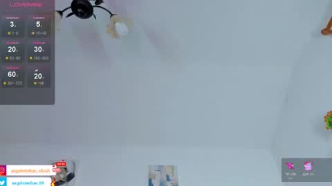 Snapshot of angel_esteban_fx chatting on 10.27.25 ngel Esteban online show from 10.27.25