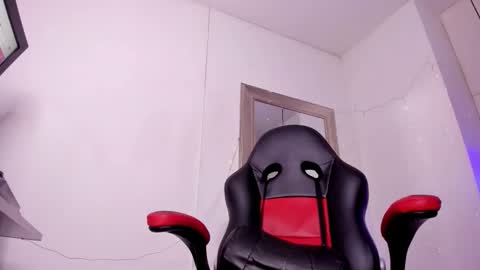 angel hardy online show from 11.25.25