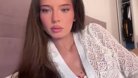 isia online show from 04.05.26