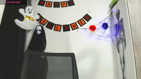 Angel online show from 10.14.25