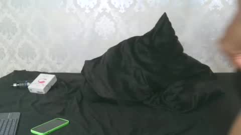 Angel Lein online show from 02.21.25