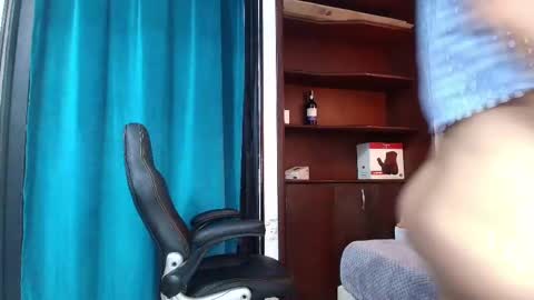 Nicolle  online show from 02.11.25