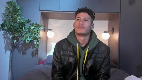 Angel  online show from 04.30.26
