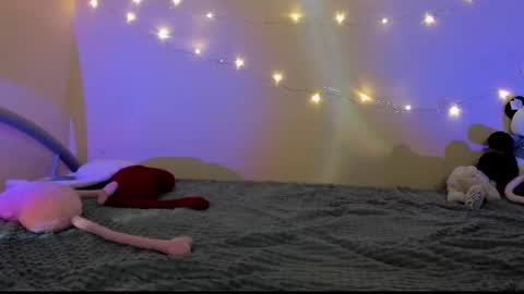 Angel Love online show from 12.27.24