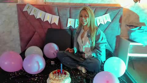 Angel online show from 05.17.26