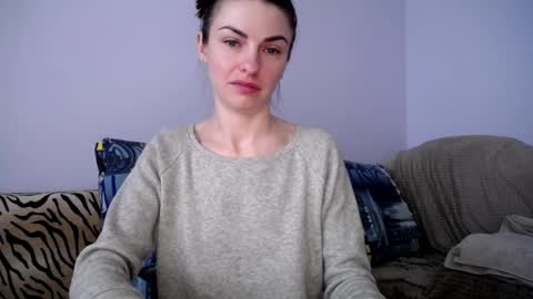 Zoe online show from 04.10.26