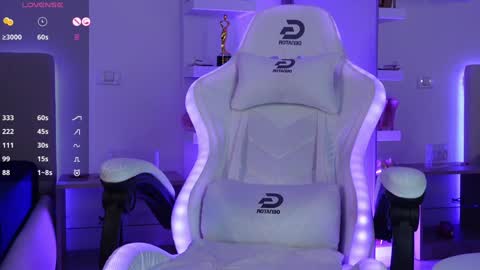 Snapshot of angela_myst chatting on 02.07.25 Angela online show from 02.07.25