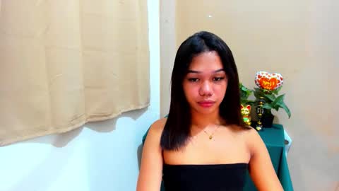 angela_star888 online show from 11.05.25