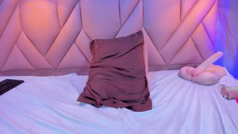 ANGELA online show from 02.21.25