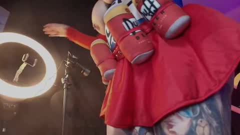 Snapshot of angelacianuro_2 chatting on 10.07.25 Angela Cianuro online show from 10.07.25