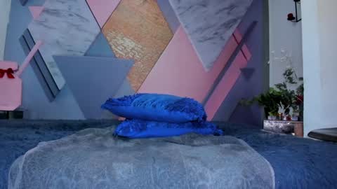 Angela online show from 02.05.25