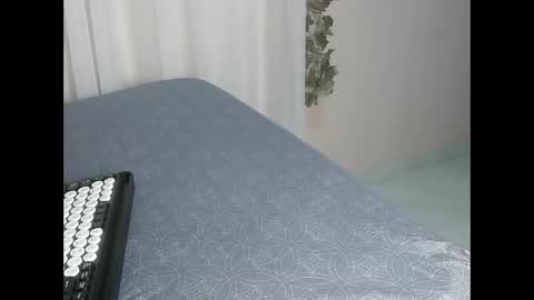 Snapshot of angelainparis28 chatting on 11.15.25 ANGELA online show from 11.15.25