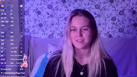 Snapshot of angelanty chatting on 12.05.25 Darsi Anty online show from 12.05.25