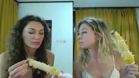 Snapshot of angelbel1e chatting on 01.15.25 Angelbel1e online show from 01.15.25