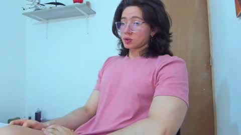 Angel Bennet online show from 02.14.25