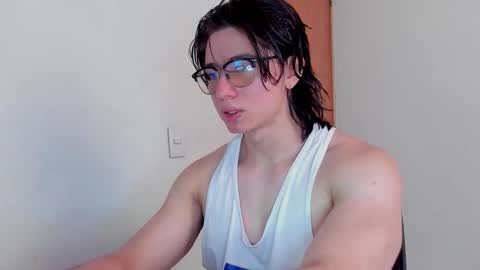 Angel Bennet online show from 11.20.25