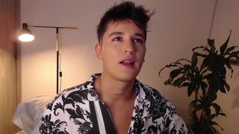 Angel online show from 12.03.24