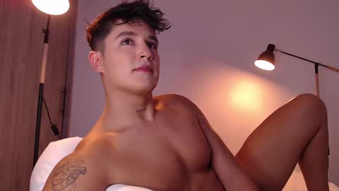 Angel online show from 02.10.25