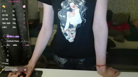 AngelCute32 online show from 10.12.25