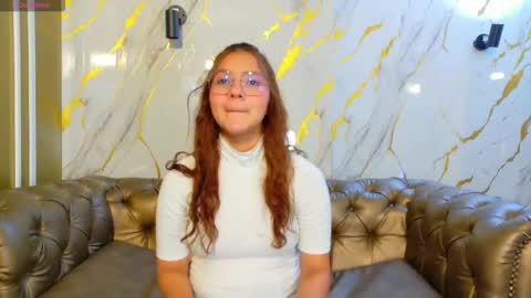 Snapshot of angeles_azul chatting on 02.22.26 angel online show from 02.22.26