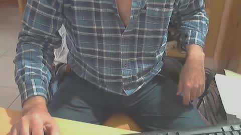 Snapshot of angelgarcia269 chatting on 05.08.26 angelgarcia269 online show from 05.08.26