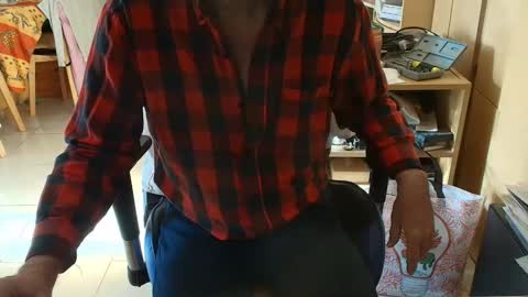 Snapshot of angelgarcia269 chatting on 05.15.26 angelgarcia269 online show from 05.15.26