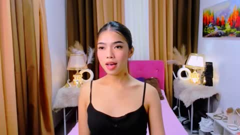 MISS PAU online show from 10.08.25