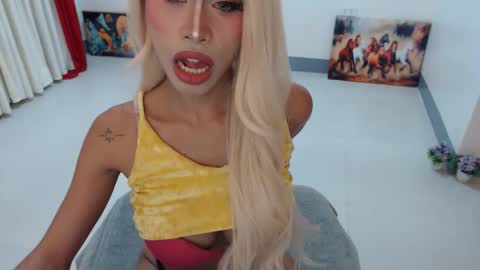 DIVINE ANGEL online show from 09.29.25